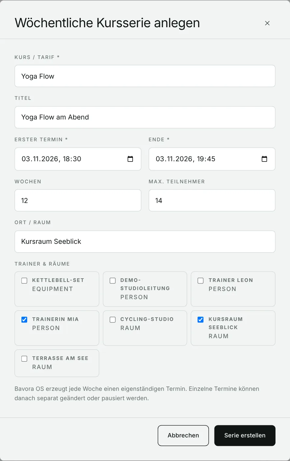 BAVORA CRM: Dialog „Wöchentliche Kursserie anlegen“ mit Kurs Yoga Flow, 12 Wochen, 14 Plätzen, Trainerin und Kursraum